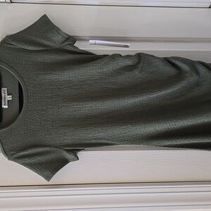 MADDEN GIRL BRAND WOMEN'S JUNIORS OLIVE GREEN FULLY LINED DRESS, SIZE JUNIORS XL